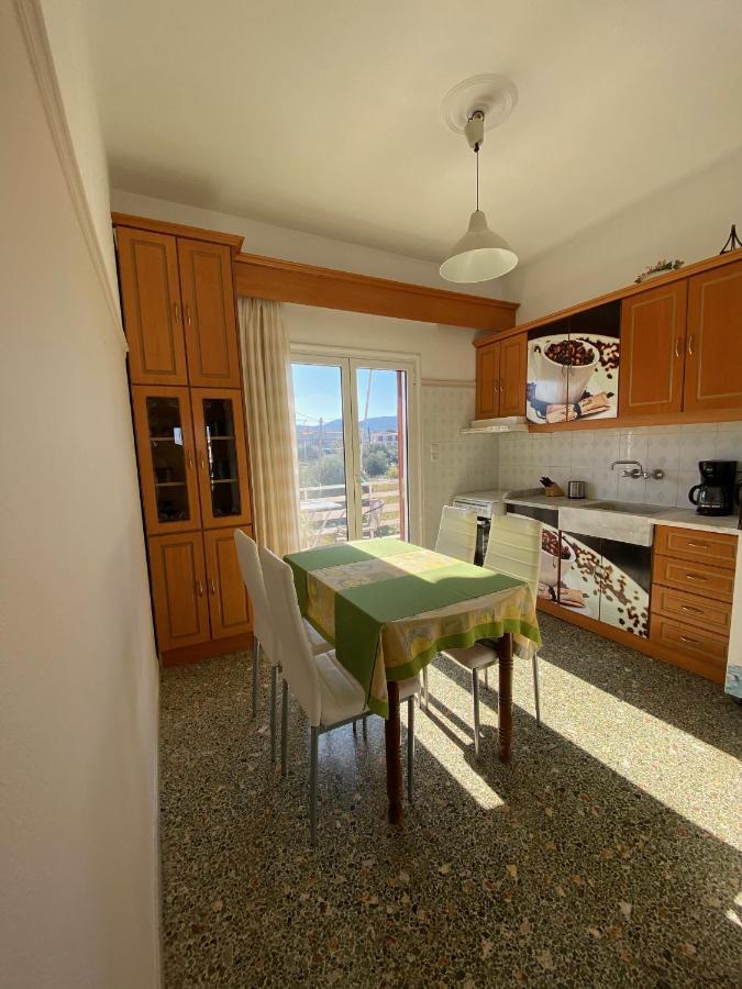 Mpanos Sea Apartment 2 Loutra Oraias Elenis Exteriér fotografie