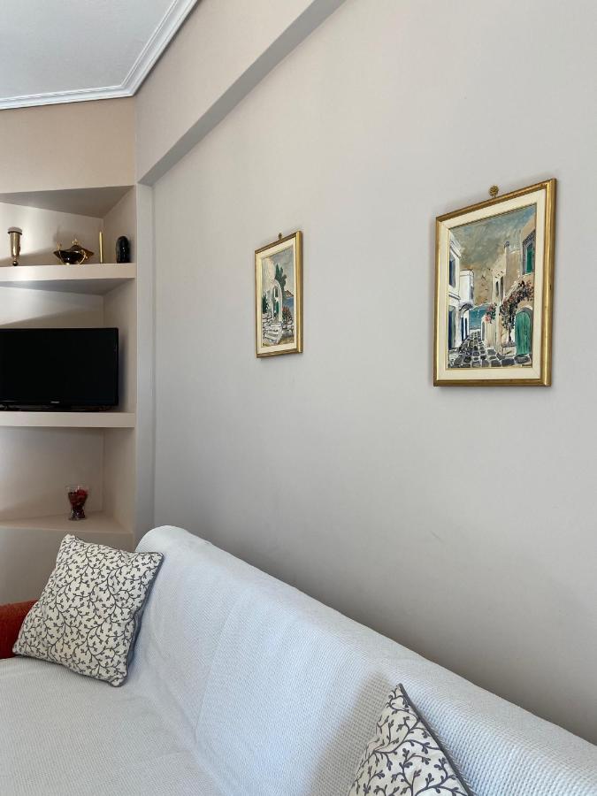Mpanos Sea Apartment 2 Loutra Oraias Elenis Exteriér fotografie
