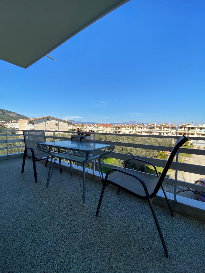 Mpanos Sea Apartment 2 Loutra Oraias Elenis Exteriér fotografie